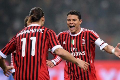 Foto Fabio Ferrari - LaPresse
27 11 2011 Milano ( Italia )
Sport Calcio
Milan vs CHievo Verona
Campionato italiano di calcio Serie A Tim 2011 2012 - Stadio Giuseppe Meazza di Milano.
Nella foto: Esultanza Thiago Silva e Ibrahimovic

Photo Fabio Ferrari - LaPresse
27 11 2011 Milan ( Italy )
Sport Soccer
Milan vs Chievo Verona
Italian Football Championship League A Tim 2011 2012 - Giuseppe Meazza Stadium of Milan
In the picture: Thiago Silva and Ibrahimovic celebrates
