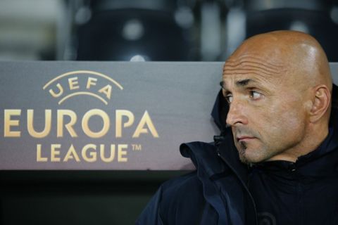 Zenit St. Petersburg Luciano Spalletti looks on during their UEFA Europa League round of 32 first leg football match on February 17, 2011 in Bern.    AFP PHOTO / Sebastian Derungs (Photo credit should read SEBASTIAN DERUNGS/AFP/Getty Images)