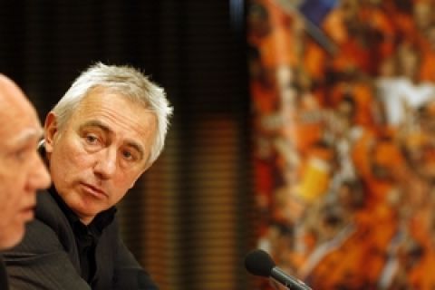 Bert van Marwijk, coach of the Dutch national soccer team, announces the selection for the next two WC qualifiers against Scotland and Macedonia on March 20 2009 in Zeist. AFP ROBERT VOS netherlands out - belgium out (Photo credit should read ROBERT VOS/AFP/Getty Images)