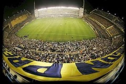 The "Bombonera" stadium is seen during a Copa Libertadores soccer match against Venezuela's Union Maracaibo in Buenos Aires, Tuesday, April 22, 2008. Argentina is renowned world wide for its top-notch soccer players and the passion of its fans. No team better expresses the fervor of Argentina's fans than Boca Juniors, one of the teams that has earned the most titles internationally. (AP Photo/Natacha Pisarenko)