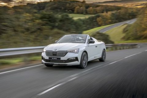 Εντυπωσιάζει το Skoda Slavia στους βρετανικούς δρόμους