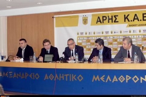 Αρβανίτης: "Όλοι τις ευθύνες μας"