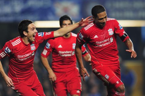 LONDON, ENGLAND - NOVEMBER 20:  Glen Johnson (R) of Liverpool celebrates his goal with Stewart Downing during the Barclays Premier League match between Chelsea and Liverpool at Stamford Bridge on November 20, 2011 in London, England.  (Photo by Shaun Botterill/Getty Images)