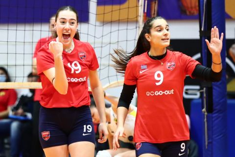 Volley League γυναικών: Νικηφόρο ντεμπούτο για τον Φόγκελ στον πάγκο του Πανιωνίου, τρίποντα για Μαρκόπουλο και Θέτις