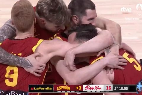 Ο Ρούντι Φερνάντεθ έβαλε buzzer-beater από το κέντρο του γηπέδου στο τελευταίο παιχνίδι της καριέρας του στην Ισπανία