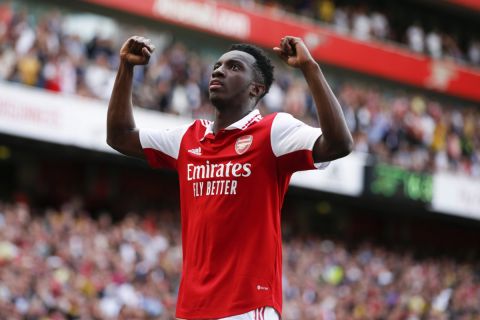 Arsenal's Eddie Nketiah celebrates scoring his side's second goal during the English Premier League soccer match between Arsenal and Everton at the Emirates Stadium in London, Sunday, May 22, 2022. (AP Photo/David Cliff)