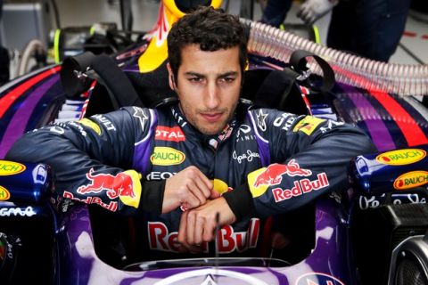 GEPA-16031499008 - FORMULA 1 - Grand Prix of Australia. Image shows Daniel Ricciardo (AUS/ Red Bull Racing). Photo: Getty Images/ Mark Thompson - For editorial use only. Image is free of charge