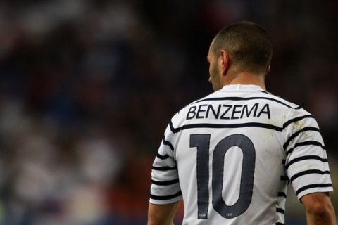 PARIS, FRANCE - MARCH 29:  Karim Benzema of France looks on during the International friendly match between France and Croatia at Stade de France on March 29, 2011 in Paris, France.  (Photo by Dean Mouhtaropoulos/Getty Images)