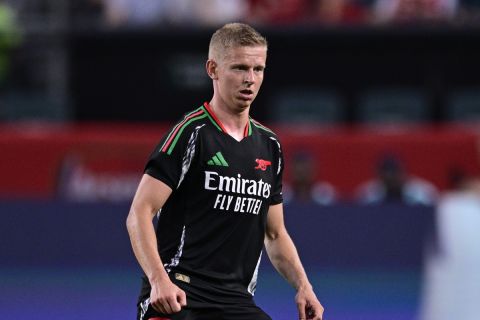 Arsenal's Oleksandr Zinchenko in action during an international friendly soccer match against Liverpool, Wednesday, July 31, 2024, in Philadelphia. (AP Photo/Derik Hamilton)