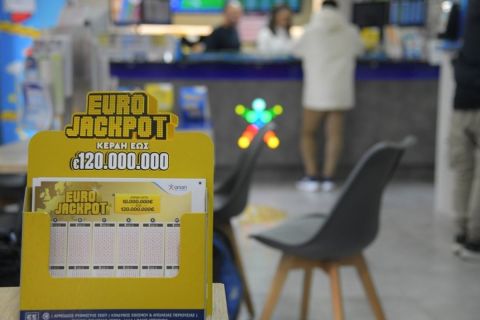 Eurojackpot: Αντίστροφη μέτρηση για την κλήρωση των 67 εκατ. ευρώ 