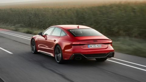 Πανίσχυρο και προκλητικό το νέο RS 7 Sportback