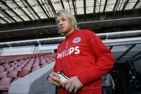 EINDHOVEN - De nieuwe Zweedse aanvaller van PSV, Ola Toivonen arriveert donderdag om mee te trainen met de selectie in het Philips Stadion in Eindhoven. ANP PHOTO VINCENT JANNINK