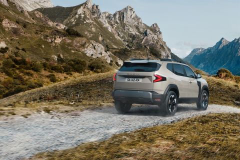 Dacia Duster UK Sales