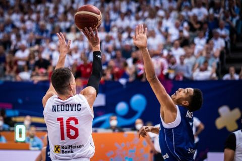 EuroBasket 2022, Σερβία - Φινλανδία: Φωτιά και λάβρα οι "όρλοβι" με 72% εντός παιδιάς και 19 ασίστ