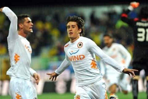 Roma's Bojan Krkic, of Spain, celebrates after he scored during a Serie A soccer match between Novara and Roma at the Silvio Piola stadium in Novara, Italy, Saturday, Nov. 5, 2011. (AP Photo/Massimo Pinca)