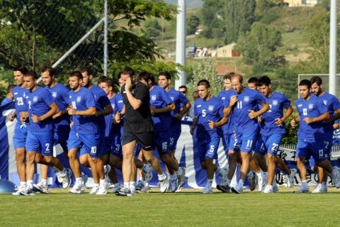 Δοκιμάζει τον Ντραγκίσεβιτς