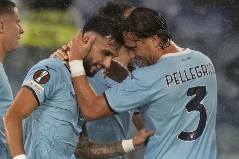 Lazio's Taty Castellanos, left, celebrates with his teammate Luca Pellegrini the second goal after scoring against Nice during an Europa League opening phase soccer match between Lazio and Nice, at Rome's Olympic Stadium, Thursday, Oct. 3, 2024. (AP Photo/Andrew Medichini)