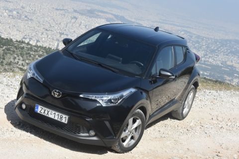 Πώς μας φάνηκε το Toyota C-HR 1.2 Turbo