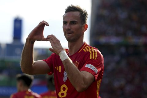 Spain's Fabian Ruiz celebrates after scoring his side's second goal during a Group B match between Spain and Croatia at the Euro 2024 soccer tournament in Berlin, Germany, Saturday, June 15, 2024. (AP Photo/Sunday Alamba)