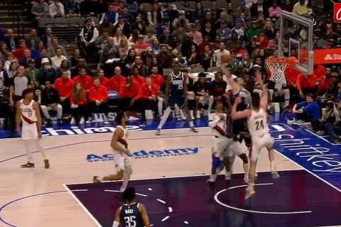 NBA: Ούτε ο Ντόντσιτς πίστεψε ότι έκανε αυτό το poster dunk και τρελάθηκε