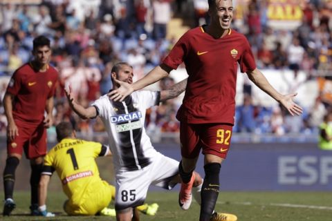 Roma's Stephan El Shaarawi celebrates after scoring a goal during an Italian Serie A soccer match between Roma and Udinese, at the Olympic stadium in Rome, Saturday, Sept. 23, 2017. (AP Photo/Alessandra Tarantino)