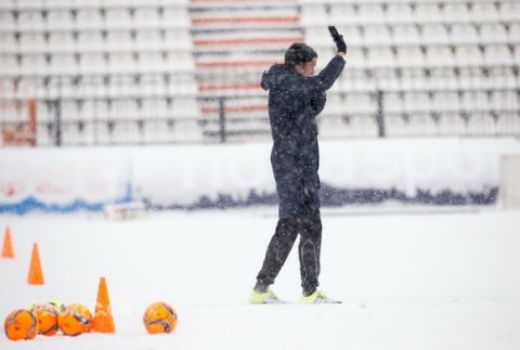 Φωτογραφίες και βίντεο από τη προπόνηση στην χιονισμένη Τούμπα 