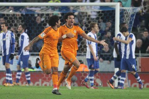 Partido de la Liga BBVA disputado entre el Espanyol y el Real Madrid. En la imagen, Pepe celebra un tanto. 

League BBVA match played between Espanyol and Real Madrid. In this picture, Pepe celebrates a goal.