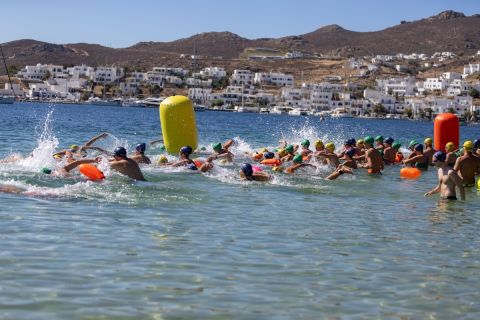 Με μεγάλη επιτυχία και συμμετοχή ολοκληρώθηκε το επετειακό 10ο Serifos Sunset Race στο νησί της Σερίφου