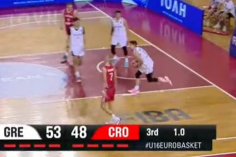 Εθνική Παίδων: Αδιανόητο buzzer-beater τρίποντο ολόκληρου γηπέδου από τον Χατζηλάμπρου