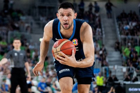 Η Εθνική Ελλάδας και τα FIBA EuroBasket 2025 Qualifiers κάνουν τζάμπολ στο παρκέ του Novasports