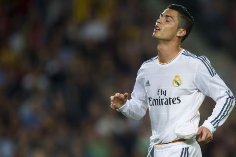 Partido de la Liga BBVA entre el Barcelona y el Real Madrid. En la imagen, Cristiano. 

Liga BBVA match played between Barcelona and Real Madrid. In this picture, Cristiano.