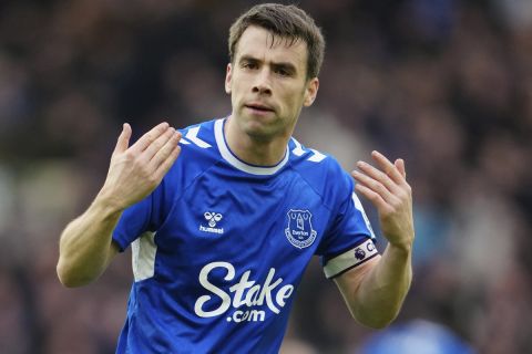 FILE - Everton's Seamus Coleman celebrates at the end of the English Premier League soccer match between Everton and Arsenal at Goodison Park in Liverpool, England, Feb. 4, 2023. Everton captain Seamus Coleman has signed a one-year contract extension to stay at the Merseyside club for what is expected to be the team's final season at Goodison Park, it was announced Friday June 14, 2024. (AP Photo/Jon Super, File)