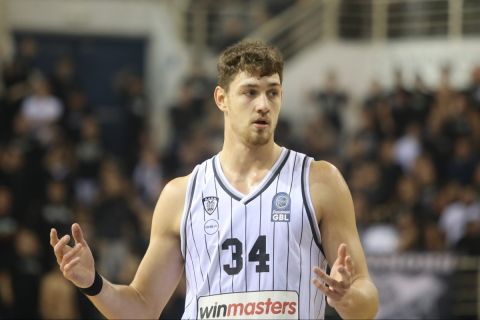 ΠΑΟΚ - ΑΕΚ Betsson 87-82: Ο Κρούζερ υπέγραψε τη νίκη των ασπρόμαυρων στη ματσάρα της Θεσσαλονίκης