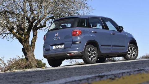 Στο δρόμο με το Fiat 500L 1.6 MultiJet 120hp City Cross