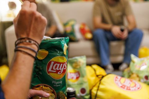 No Lay’s, No Game: Εξοπλίσου με τα απαραίτητα για ένα καυτό ποδοσφαιρικό καλοκαίρι