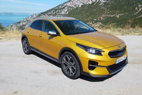 Οδηγούμε το νέο Kia XCeed 1.4 lt – 140 hp