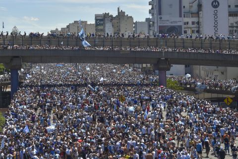 Στιγμιότυπο από τη φιέστα στο Μπουένος Άιρες για την κατάκτηση του Μουντιάλ 2022 από την Αργεντινή | Τρίτη 20 Δεκεμβρίου 2022