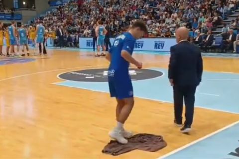 Liga Endesa: Διακοπή στον αγώνα Μπρεογκάν - Τενερίφη, καθώς έσταζε η οροφή του γηπέδου