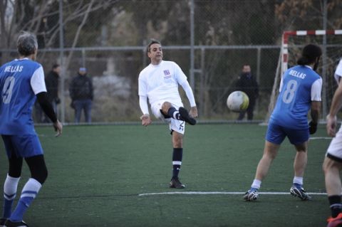 ΑΘΗΝΑ-Ο πρόεδρος της ΝΔ Κυρ. Μητσοτάκης σε φιλανθρωπικό ποδοσφαιρικό αγώνα. Συμμετείχε στον αγώνα μεταξύ της ομάδας της ΝΔ και της Εθνικής Ομάδας Αστέγων.(Eurokinissi-ΜΠΟΛΑΡΗ ΤΑΤΙΑΝΑ )