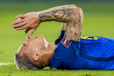 Brazil's Antony gestures after missing a chance to score against Colombia during a qualifying soccer match for the FIFA World Cup Qatar 2022 in Barranquilla, Colombia, Sunday, Oct. 10, 2021. (AP Photo/Fernando Vergara)