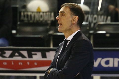 Μπαρτζώκας: "Ο Σλούκας είχε πυρετό μέχρι χθες"