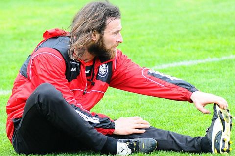 Bildnummer: 07706331  Datum: 17.04.2011  Copyright: imago/Hartenfelser
17.04.2011, 1.Bundesliga 2010/2011, Training Eintracht Frankfurt Ioannis AMANATIDIS (Eintracht Frankfurt) ; Fussball Herren GER 1. BL 2010 2011 Training Eintracht Frankfurt Einzelbild vdig xng 2011 quer 

Image number 07706331 date 17 04 2011 Copyright imago Hartenfelser 17 04 2011 1 Bundesliga 2010 2011 Training Eintracht Frankfurt Ioannis Amanatidis Eintracht Frankfurt Football men ger 1 BL 2010 2011 Training Eintracht Frankfurt Single Vdig  2011 horizontal  