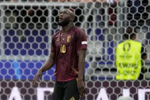 Belgium's Romelu Lukaku reacts during a Group E match between Belgium and Slovakia at the Euro 2024 soccer tournament in Frankfurt, Germany, Monday, June 17, 2024. Slovakia won 1-0. (AP Photo/Michael Probst)