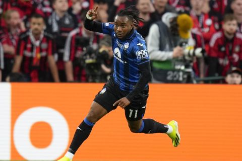 Atalanta's Ademola Lookman celebrates after scoring his side's first goal during the Europa League final soccer match between Atalanta and Bayer Leverkusen at the Aviva Stadium in Dublin, Ireland, Wednesday, May 22, 2024. (AP Photo/Kirsty Wigglesworth)