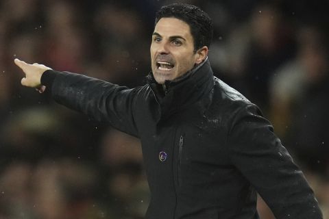 Arsenal's manager Mikel Arteta reacts during the English Premier League soccer match between Arsenal and Manchester United at Emirates stadium in London, Wednesday, Dec. 4, 2024. (AP Photo/Kirsty Wigglesworth)