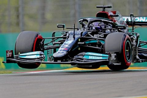 F1: Η Mercedes W12 "δυόμισι δέκατα πίσω" από τη RB-Honda