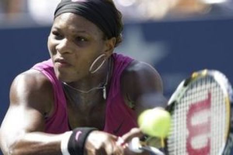 Serena Williams of the United States, returns to Maria Jose Martinez Sanchez of Spain during the third round of the U.S. Open tennis tournament in New York, Friday, Sept. 4, 2009. Williams won 6-3, 7-5. (AP Photo/Amy Sancetta)