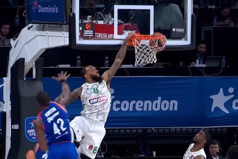 EuroLeague: Το τρομερό alley oop κάρφωμα του Γουίλιαμς στην κορυφή του Top-10 της 15ης αγωνιστικής