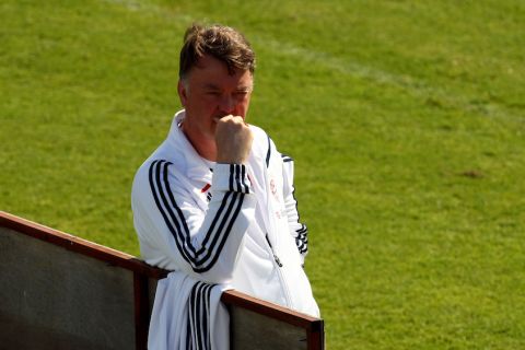 DUBAI, UNITED ARAB EMIRATES - JANUARY 09: of Bayern Muenchen during the FC Bayern Muenchen training session at the Al Nasr training ground on January 9, 2010 in Dubai, United Arab Emirates. (Photo by Martin Rose/Bongarts/Getty Images) 