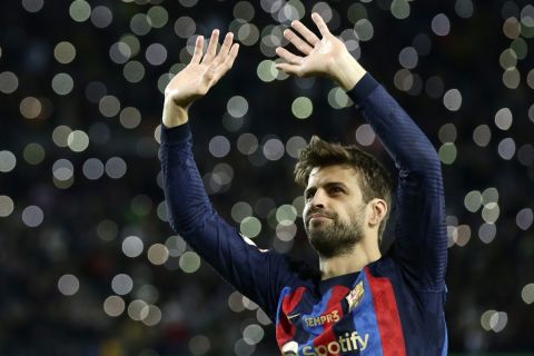 Barcelona's Gerard Pique waves supporters at the end of Spanish La Liga soccer match between Barcelona and Almeria at the Camp Nou stadium in Barcelona, Spain, Saturday, Nov. 5, 2022. (AP Photo/Joan Monfort)